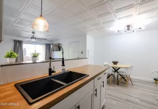 Photo #4: 6861005 Listing