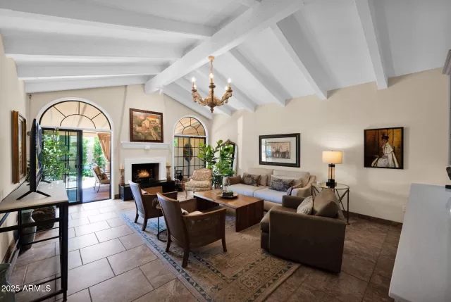 MLS: 6861039 Condo For Sale