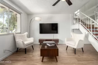 Photo #3: 6861224 Listing 