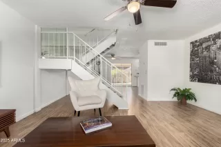 Photo #4: 6861224 Listing 