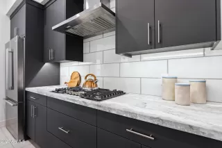 Photo #5: 6861325 Listing