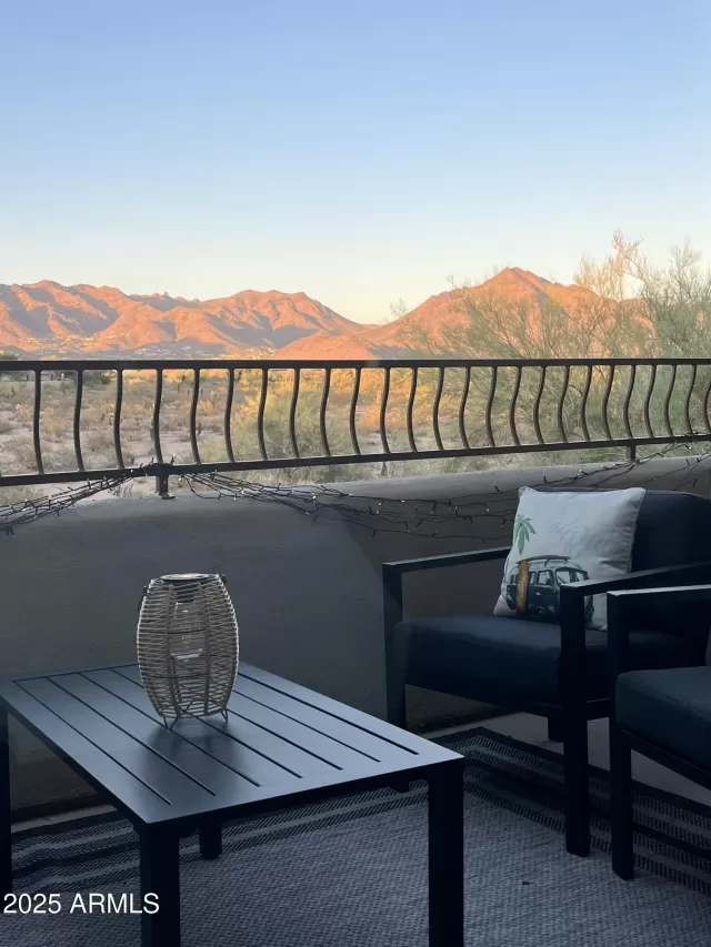 MLS: 6861360 Condo For Sale