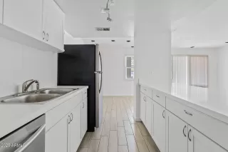 Photo #3: 6861395 Listing 