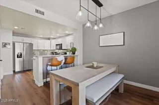 Photo #3: 6861556 Listing