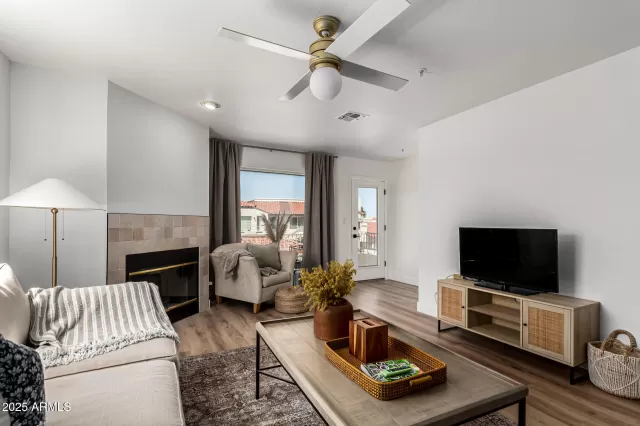 MLS: 6861770 Condo For Sale