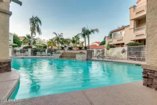 Photo #2: 6861770 Listing 