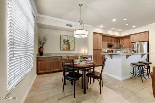 Photo #3: 6861878 Listing