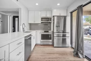 Photo #2: 6862057 Listing 