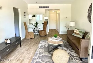 Photo #3: 6862435 Listing 