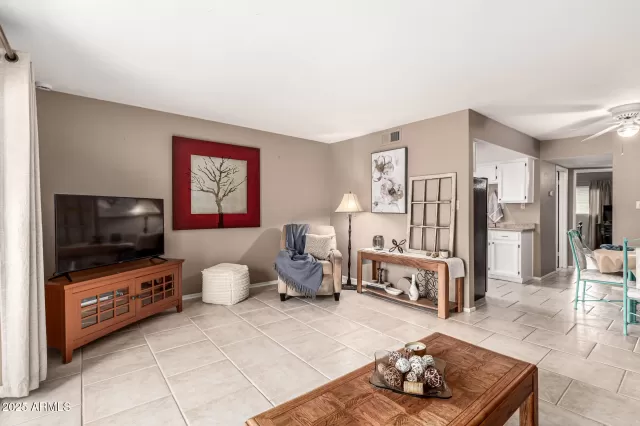 MLS: 6862540 Condo For Sale