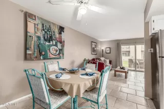 Photo #4: 6862540 Listing