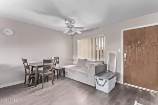 Photo #6: 6862710 Listing 