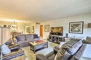 Photo #6: 6862741 Listing