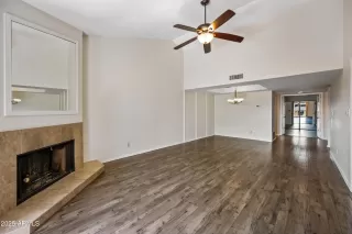 Photo #6: 6862887 Listing 