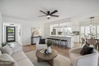 Photo #5: 6863256 Listing