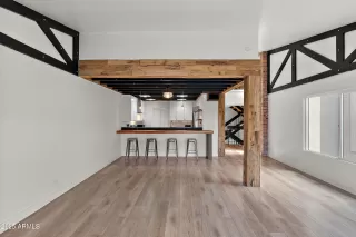 Photo #5: 6863267 Listing 