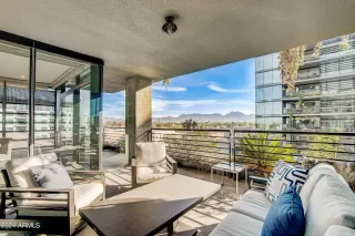 Photo #5: 6863689 Listing