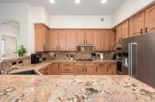 Photo #1: 6863732 Listing 