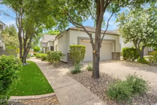 Photo #2: 6863759 Listing