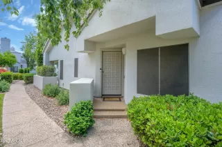 Photo #3: 6863759 Listing