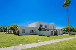 Photo #1: 6863844 Listing