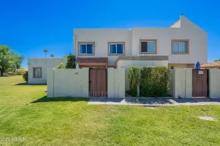 Photo #3: 6863844 Listing