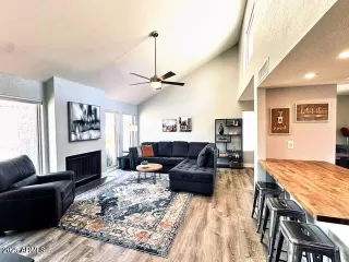 Photo #1: 6863859 Listing