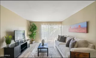 Photo #4: 6863881 Listing 