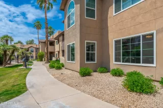 Photo #4: 6863969 Listing 