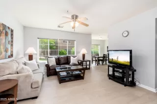 Photo #6: 6863969 Listing 