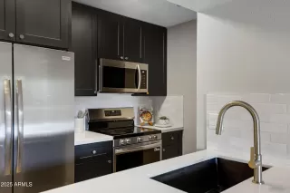 Photo #4: 6863982 Listing 