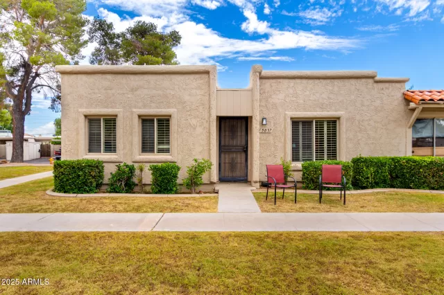 MLS: 6864108 Condo For Sale
