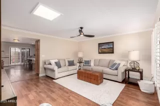 Photo #3: 6864108 Listing