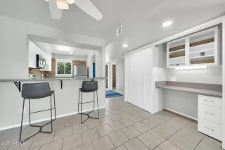 Photo #3: 6864243 Listing