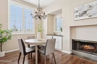 Photo #4: 6864341 Listing