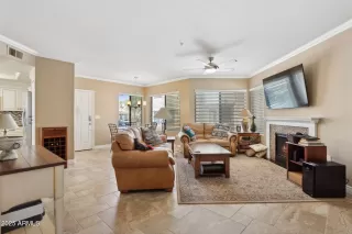 Photo #3: 6864457 Listing