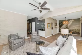 Photo #6: 6864553 Listing