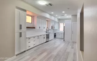 Photo #3: 6864596 Listing 