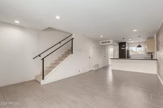 Photo #3: 6864846 Listing 