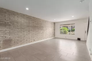 Photo #5: 6864846 Listing 