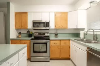 Photo #5: 6864885 Listing 