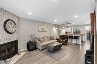 Photo #5: 6865219 Listing 