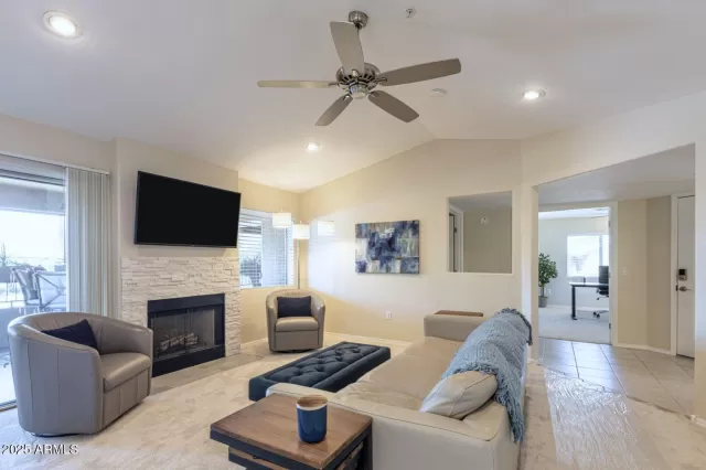 MLS: 6865347 Condo For Sale