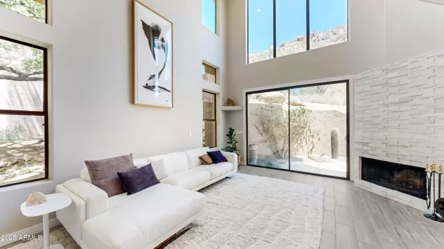 MLS: 6865397 Condo For Sale