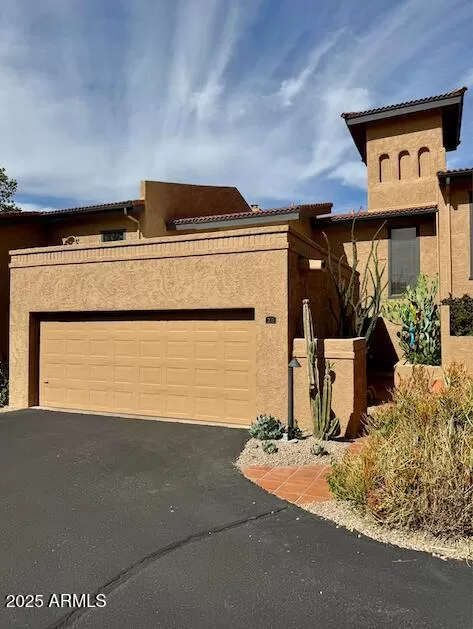 MLS: 6865400 Condo For Sale