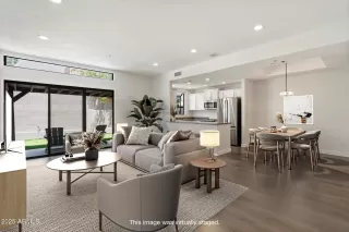 Photo #2: 6865464 Listing