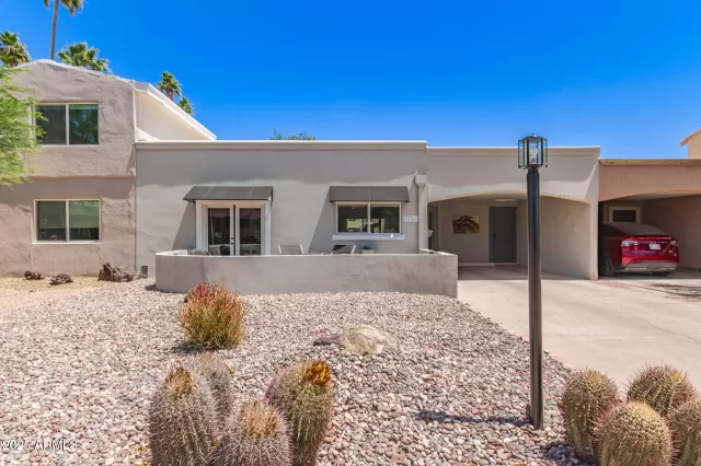 MLS: 6865920 Condo For Sale