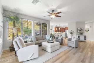 Photo #3: 6866230 Listing