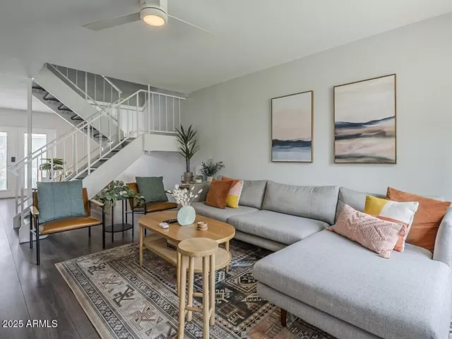 MLS: 6866342 Condo For Sale