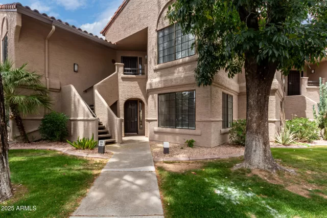 MLS: 6866356 Condo For Sale